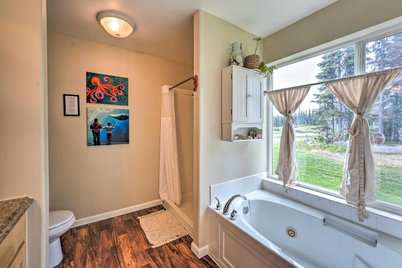 Soldotna Home With Yard, Walk To Kenai River! Екстер'єр фото